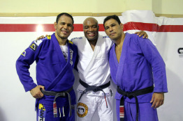 Why MMA Fighters Should Train in a Gi