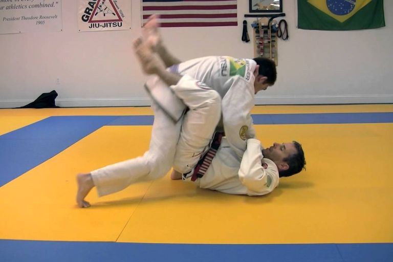Pedro Sauer's Helicopter Armbar: A BJJ Breakdown
