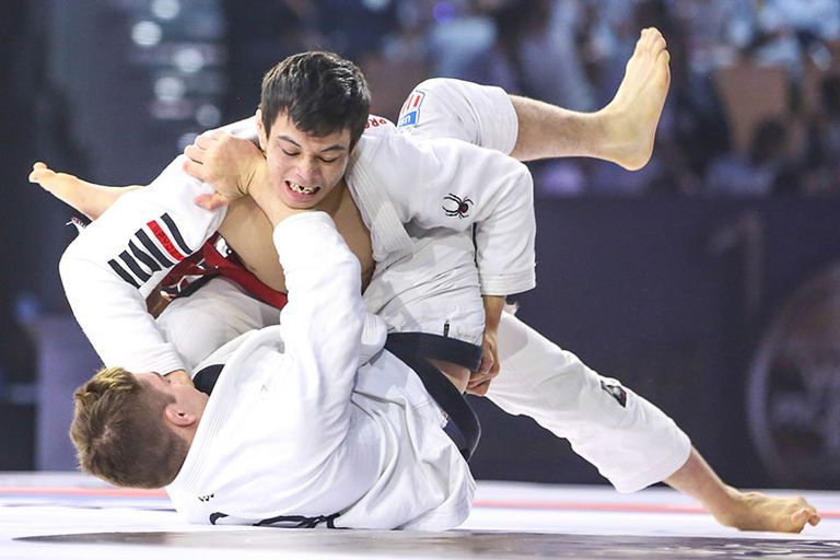 Clark Gracie's Armbar to Omoplata: A BJJ Breakdown