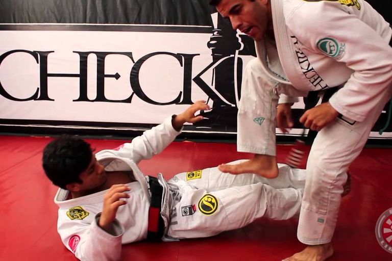BJJ Guard Passing Concepts with Rico Vieira