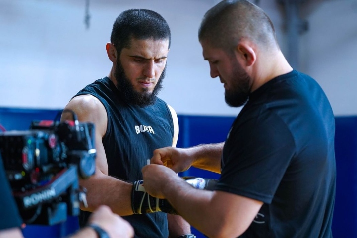 Islam Makhachev's Teammate Rule Has a Lesson for BJJ